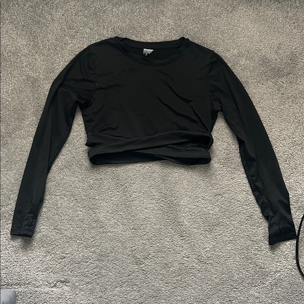 Amazon Essentials Black Long Sleeve Top
